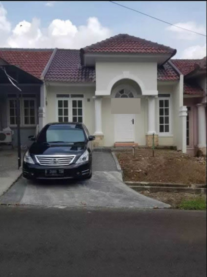 Rumah dijual di Taman Simpruk  Lippo Cikarang 